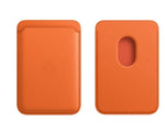 porte cartes magsafe orange sur fond blanc